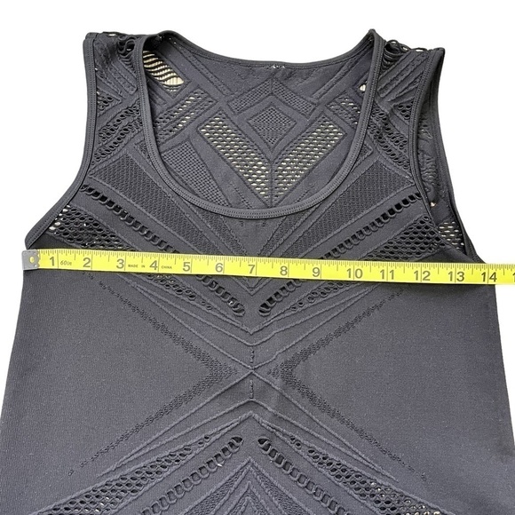 FABLETICS Black Fitted Tank Small Cutouts - Picture 8 of 8
